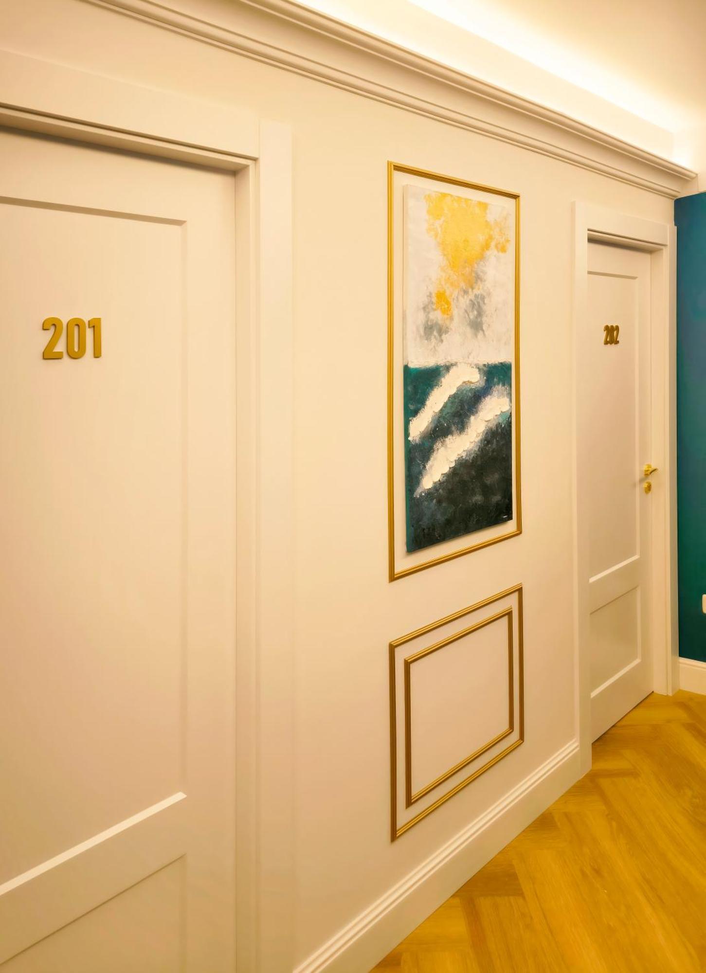 Hotel Josein Комильяс Экстерьер фото